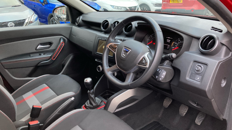Dacia Duster 1.3 TCe 130 Techroad 5dr Petrol Estate